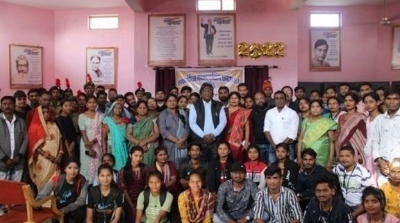 Govt. Digvijay Autonomous College-पत्रकारिता विभाग में शिक्षक – अभिभावक सम्मेलन आयोजित
